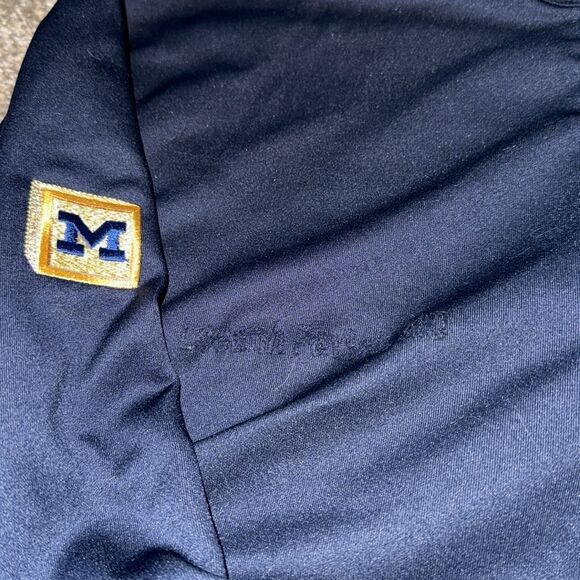 University of Michigan pullover - Picture 3 of 5